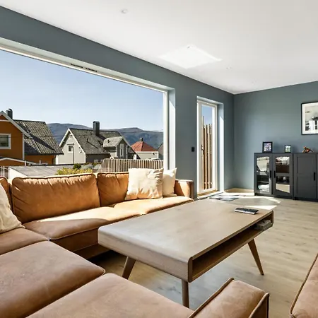 House With Outdoor Area Daire *