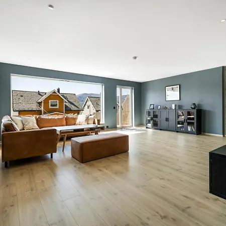 House With Outdoor Area